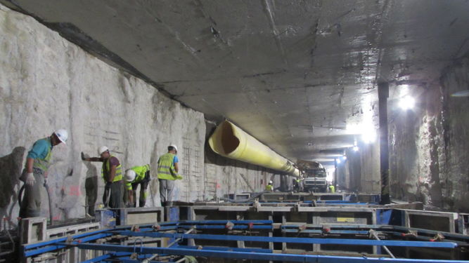 Trabajos en las pantallas de túnel del metro de Málaga. Fuente: Málaga Hoy
